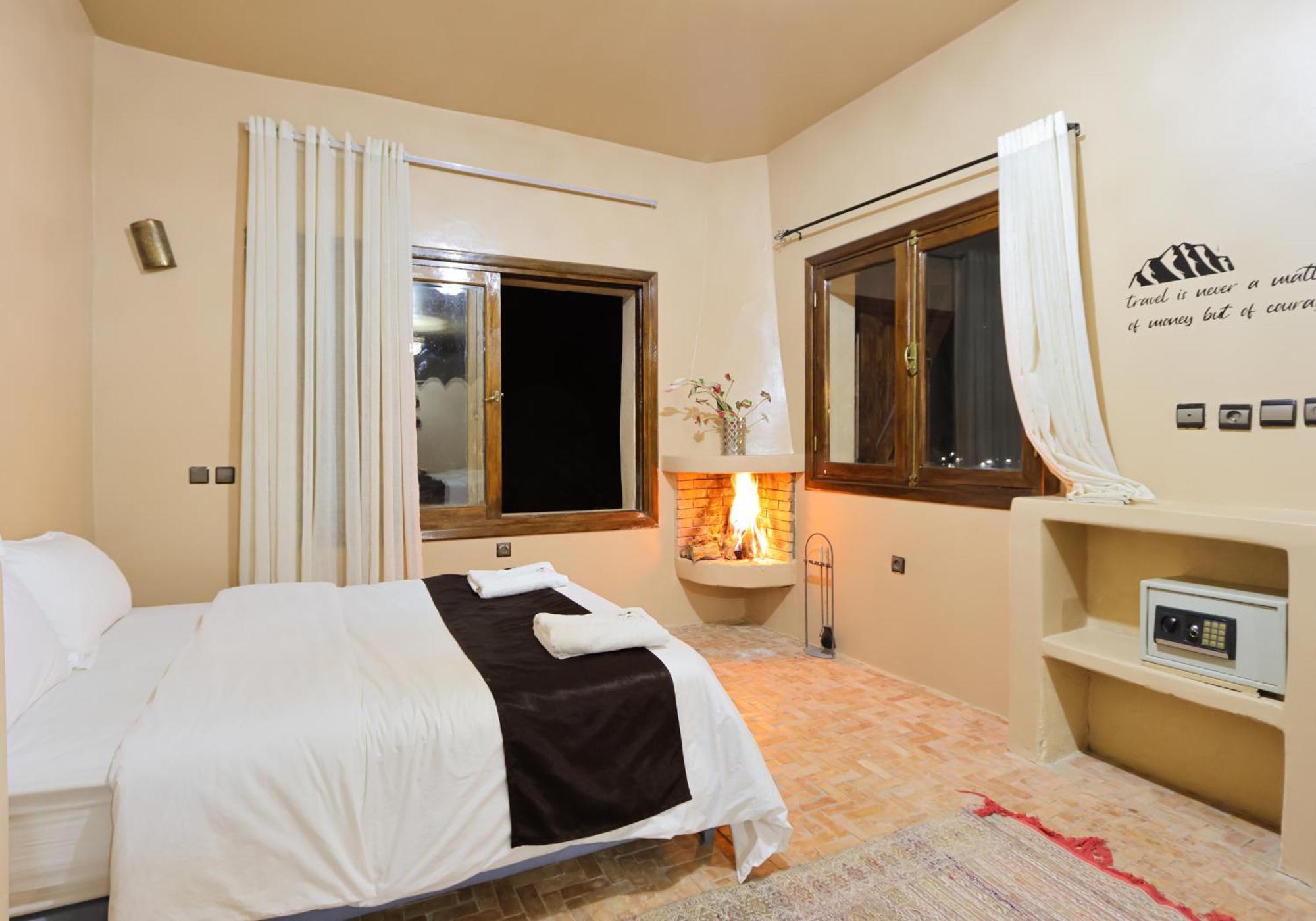 Aux Lumieres Du Toubkal Light Of Toubkal Hotel Imlil  Ngoại thất bức ảnh